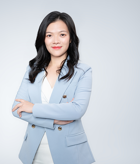 德国曼海姆大学管理学硕士，中国人民大学经济学学士，中国注册会计师，曾任四大会计师事务所金融组审计员，四年私募股权基金合规管理经验，多年跨行业和交叉学科的项目实践和尽调经验。
